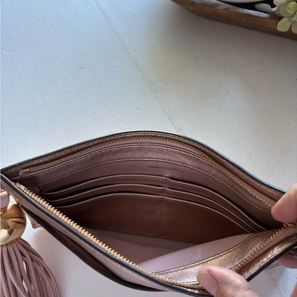 Tory Burch Rose Gold Card Holder - Picture 10 of 13